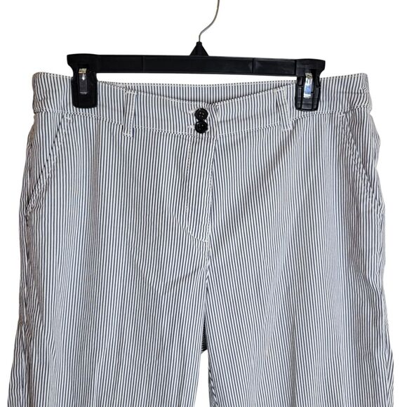 Karen Scott Womens Size 10 White Blue Striped Capri Pants - Picture 8 of 10